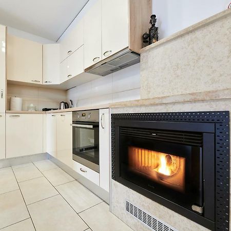 Apartman Leon Umago Esterno foto