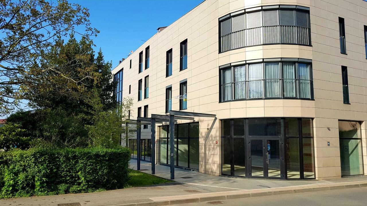 Apartman Leon Umago Esterno foto